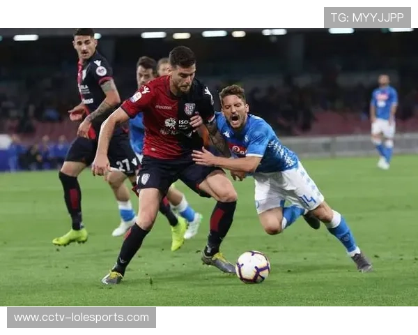 法甲焦点战：蒙彼利埃主场1比4负里昂 米卡乌塔泽建功拉卡泽特添彩