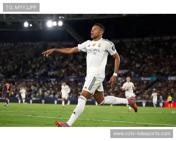 皇马客场3比0大胜毕尔巴鄂，姆巴佩梅开二度追平C罗同期进球纪录